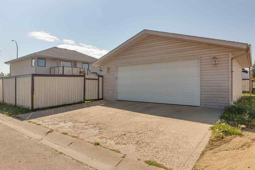 MLS® A2252984 - 4 HARRISON Road  in Hewlett Park Sylvan Lake, Residential