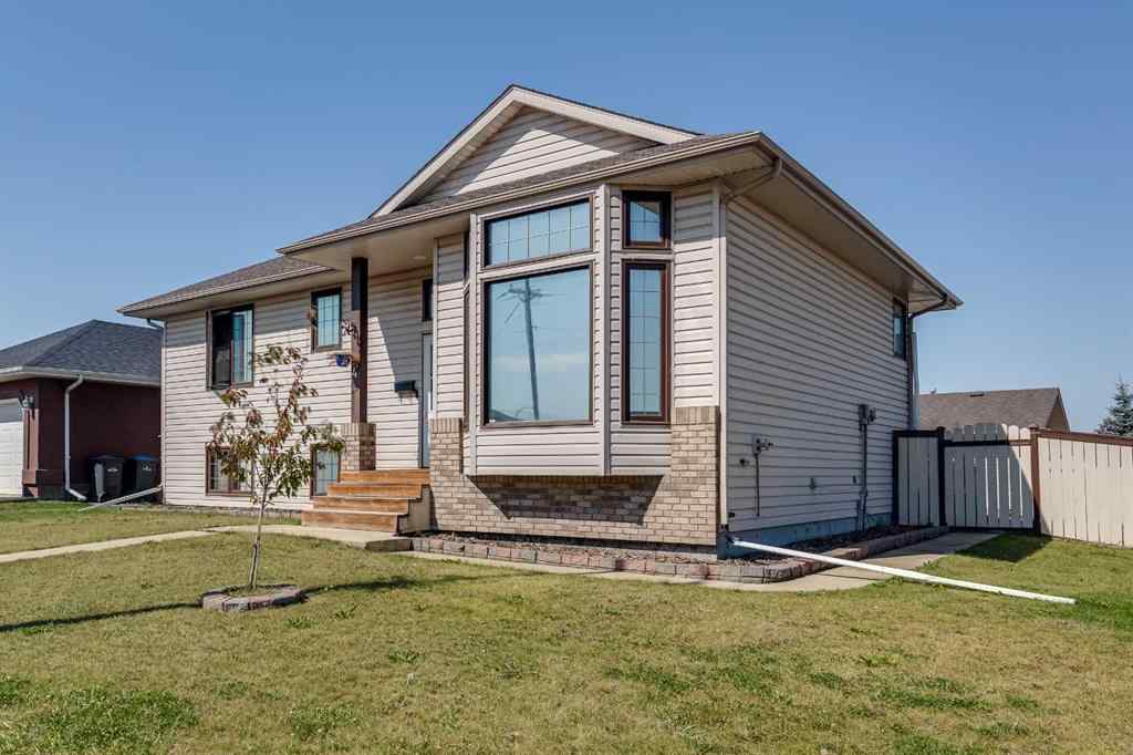 MLS® A2252984 - 4 HARRISON Road  in Hewlett Park Sylvan Lake, Residential