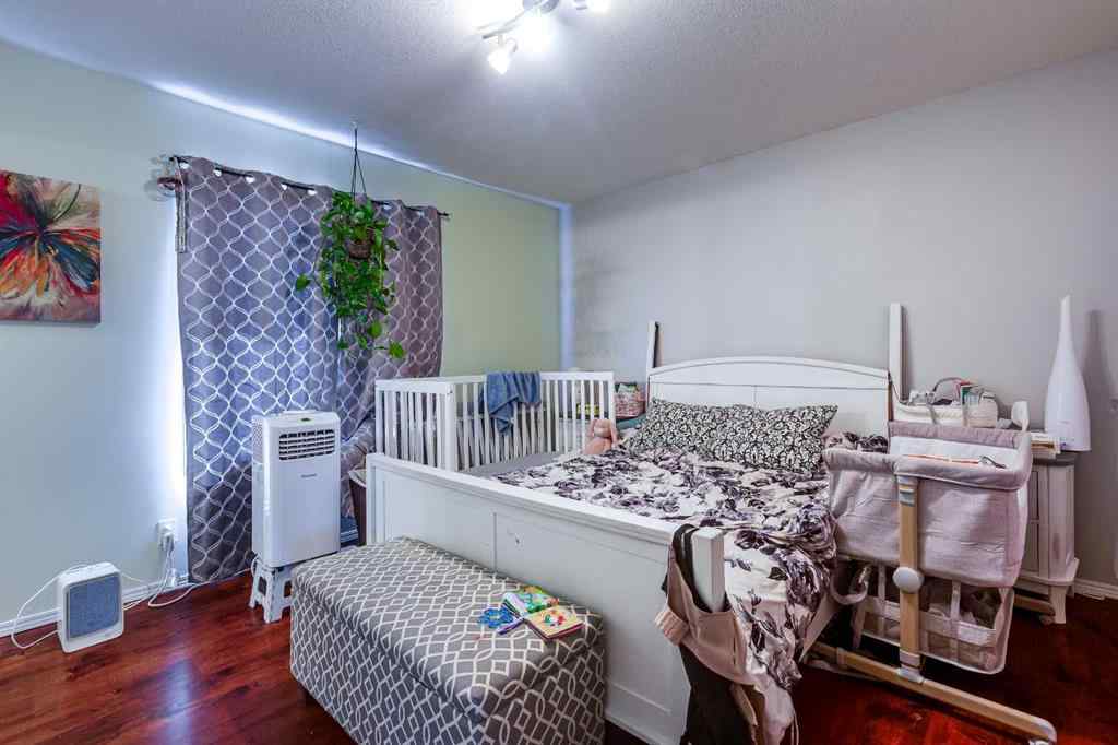 MLS® A2252984 - 4 HARRISON Road  in Hewlett Park Sylvan Lake, Residential