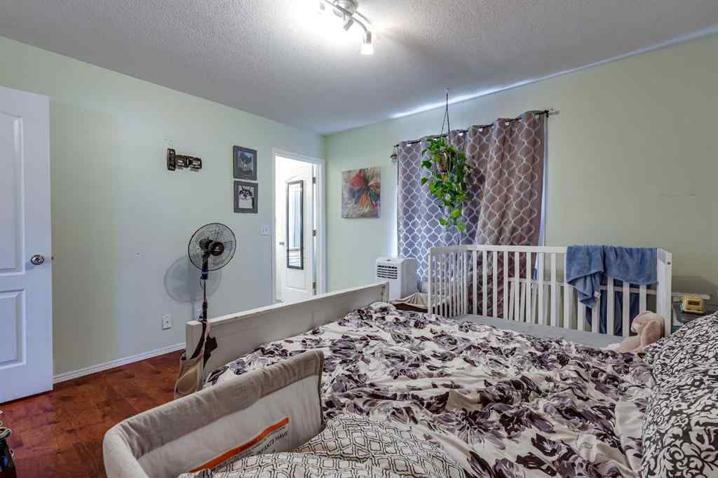 MLS® A2252984 - 4 HARRISON Road  in Hewlett Park Sylvan Lake, Residential