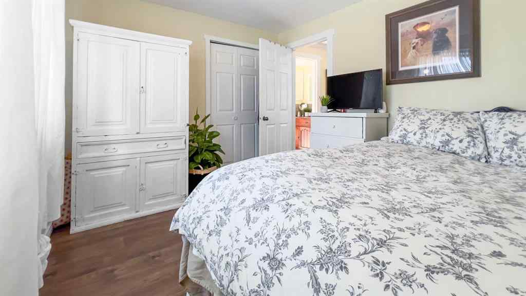 MLS® A2252985 - 4105 Wallace Street  in NONE Donalda, Residential