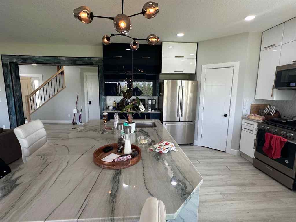 MLS® A2252988 - 7702 Devonshire Lane  in Carriage Lane Estates Rural Grande Prairie No. 1, County of, Residential