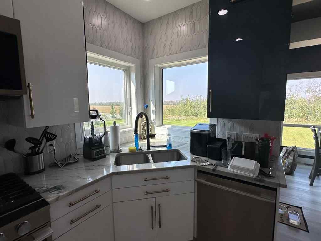 MLS® A2252988 - 7702 Devonshire Lane  in Carriage Lane Estates Rural Grande Prairie No. 1, County of, Residential