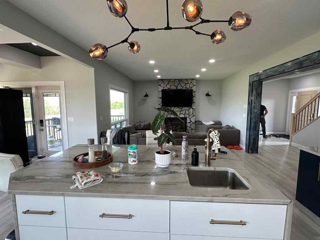 MLS® A2252988 - 7702 Devonshire Lane  in Carriage Lane Estates Rural Grande Prairie No. 1, County of, Residential