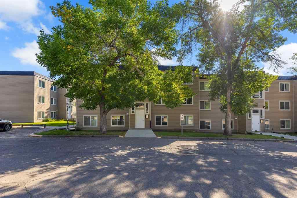 MLS® A2252989 - Unit #304 315 Heritage Drive SE in Acadia Calgary, Residential