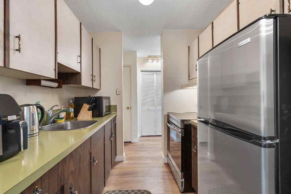 MLS® A2252989 - Unit #304 315 Heritage Drive SE in Acadia Calgary, Residential