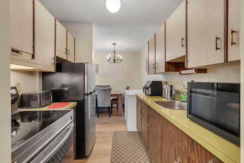 MLS® A2252989 - Unit #304 315 Heritage Drive SE in Acadia Calgary, Residential