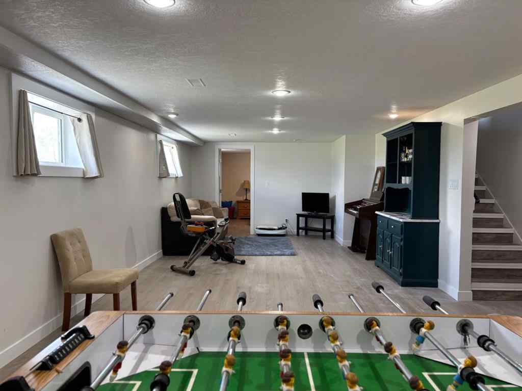 MLS® A2252993 - 365 S 5 Street W in NONE Magrath, Residential