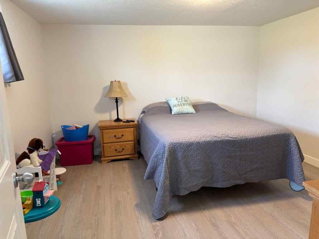 MLS® A2252993 - 365 S 5 Street W in NONE Magrath, Residential