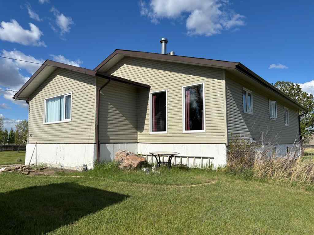 MLS® A2252993 - 365 S 5 Street W in NONE Magrath, Residential