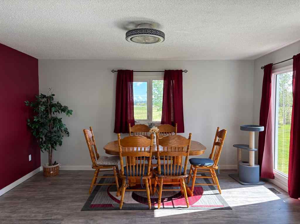 MLS® A2252993 - 365 S 5 Street W in NONE Magrath, Residential