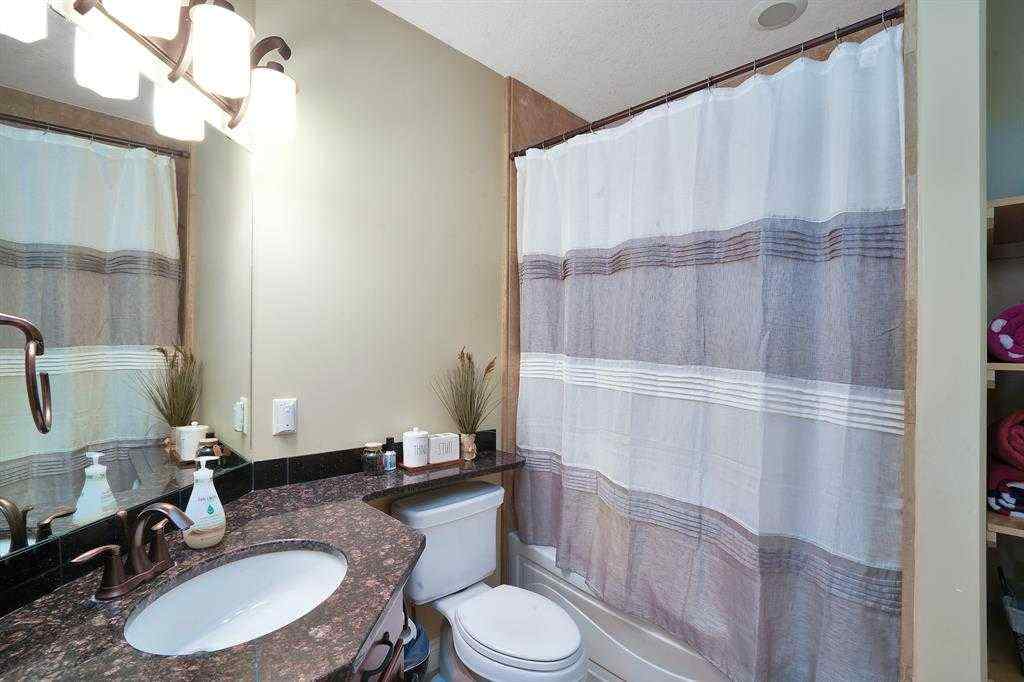 MLS® A2252996 - 232 Canal Street  in Meridian Beach Rural Ponoka County, Residential