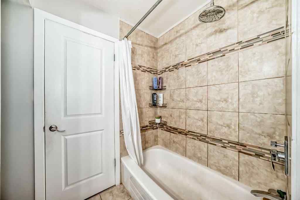 MLS® A2252999 - Unit #409 3500 VARSITY Drive NW in Varsity Calgary, Residential