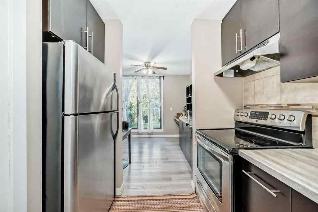 MLS® A2252999 - Unit #409 3500 VARSITY Drive NW in Varsity Calgary, Residential