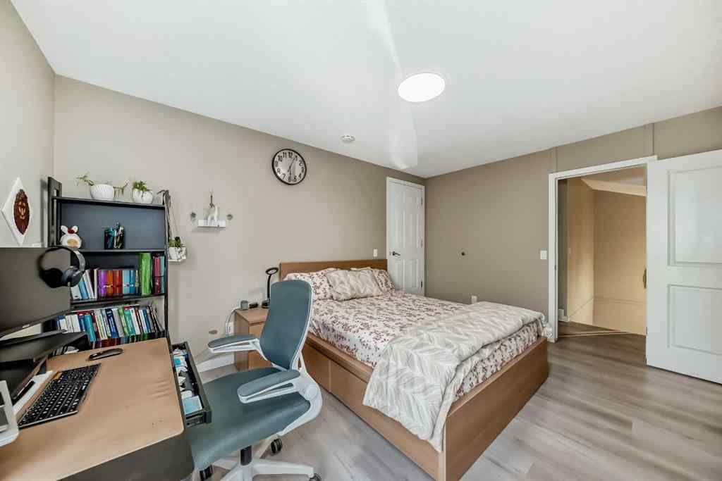 MLS® A2252999 - Unit #409 3500 VARSITY Drive NW in Varsity Calgary, Residential