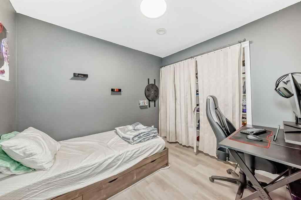 MLS® A2252999 - Unit #409 3500 VARSITY Drive NW in Varsity Calgary, Residential