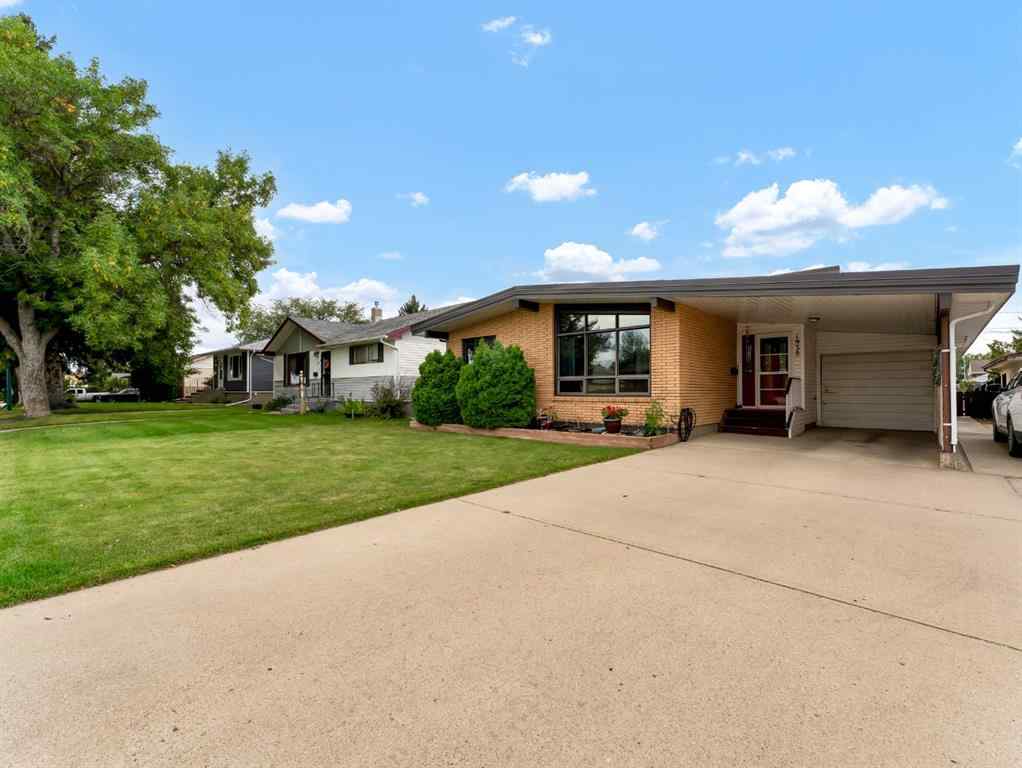 MLS® A2253002 - 1938 17 Avenue SE in Crestwood-Norwood Medicine Hat, Residential