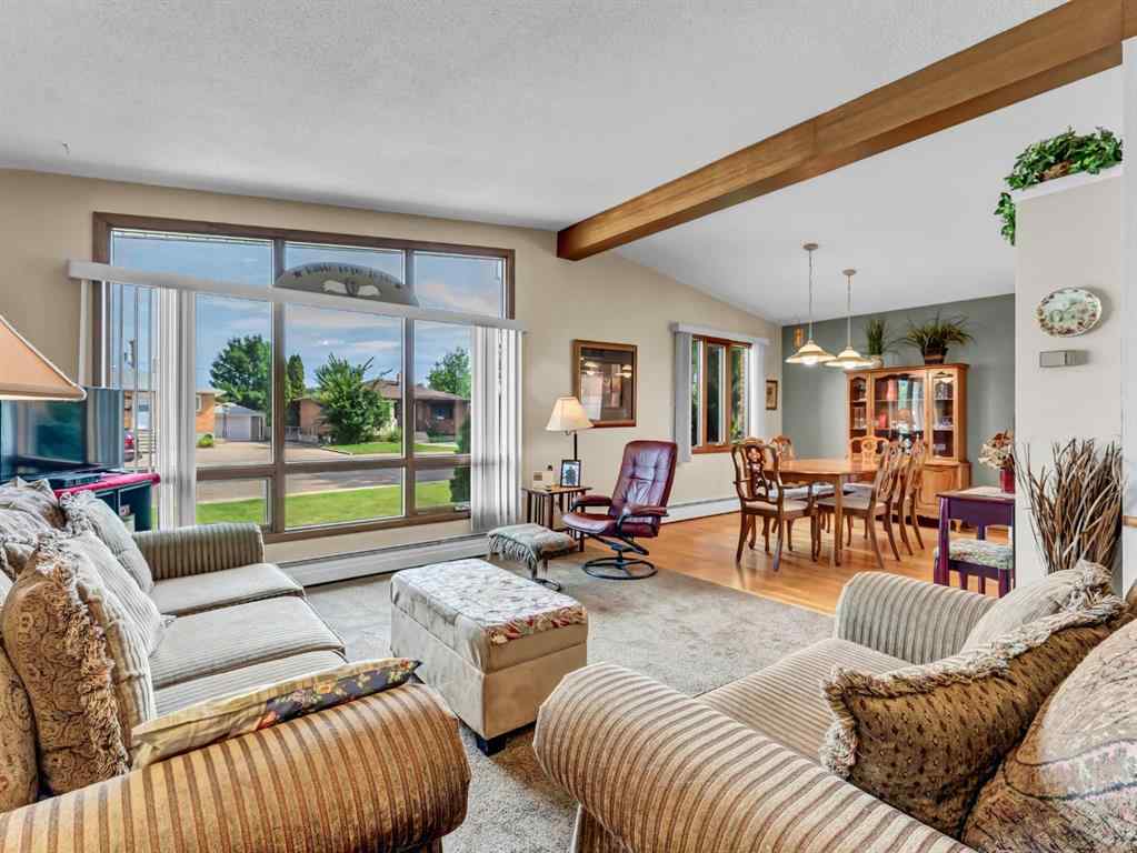 MLS® A2253002 - 1938 17 Avenue SE in Crestwood-Norwood Medicine Hat, Residential