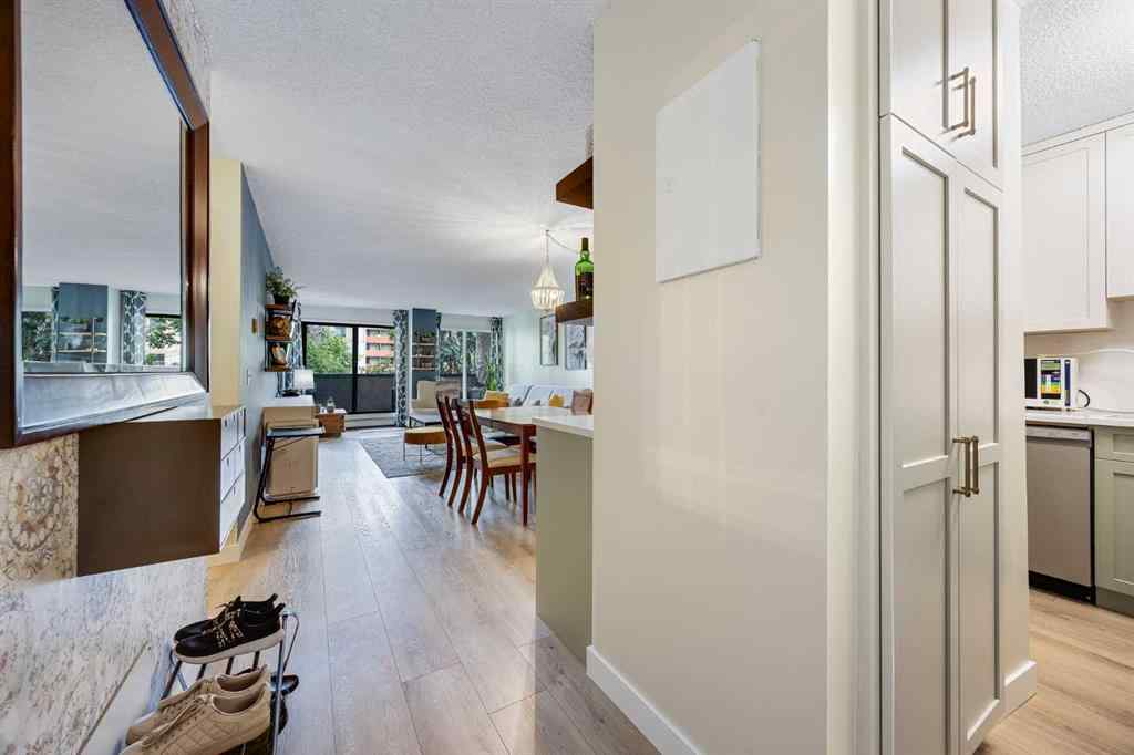 MLS® A2253009 - Unit #306 330 15 Avenue SW in Beltline Calgary, Residential