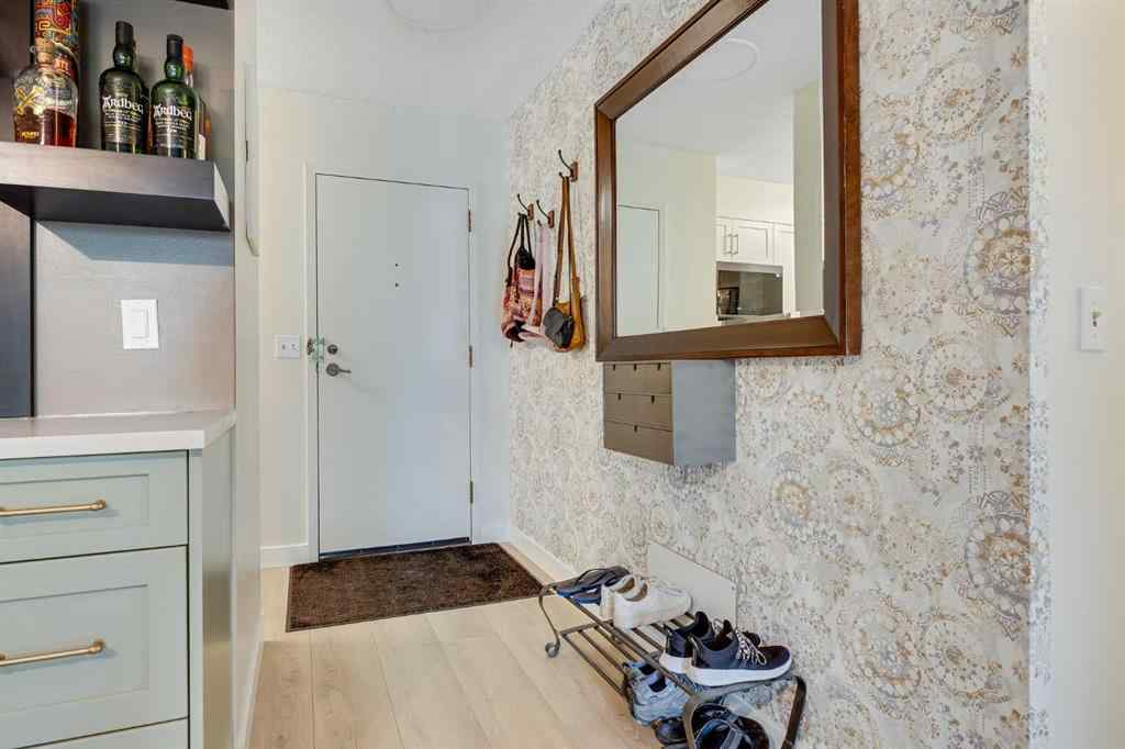 MLS® A2253009 - Unit #306 330 15 Avenue SW in Beltline Calgary, Residential