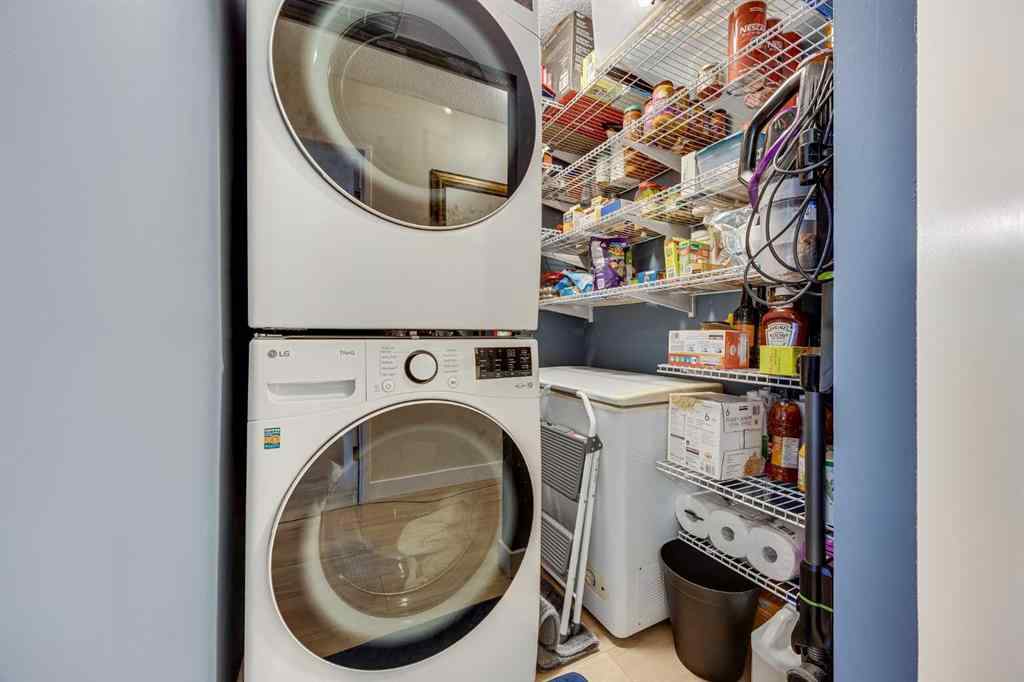 MLS® A2253009 - Unit #306 330 15 Avenue SW in Beltline Calgary, Residential