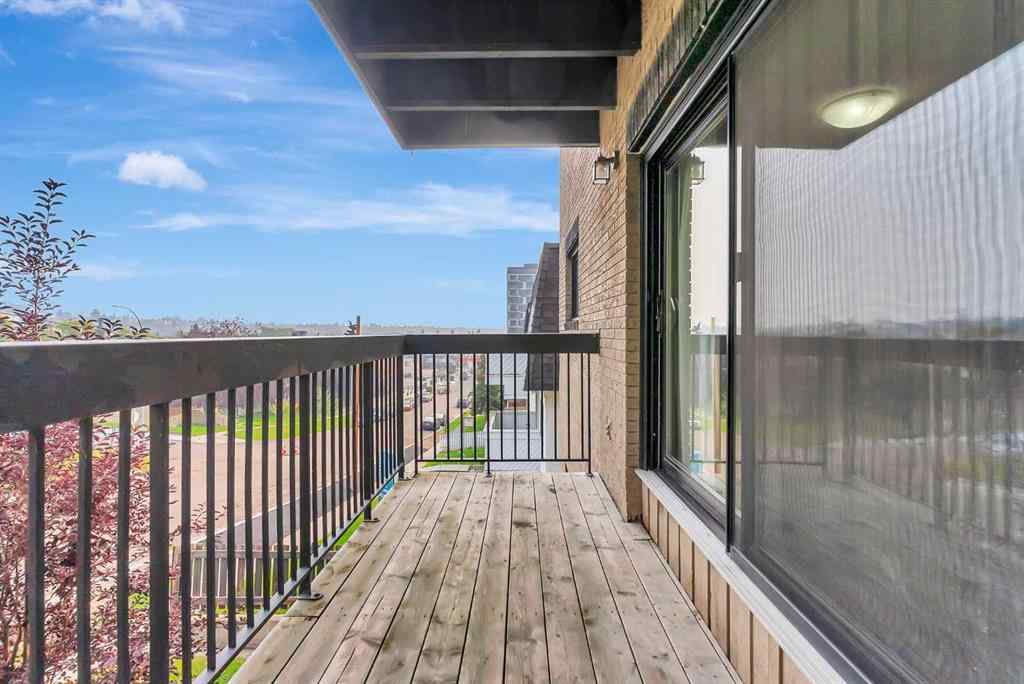 MLS® A2253014 - Unit #301 409 1 Avenue NE in Crescent Heights Calgary, Residential