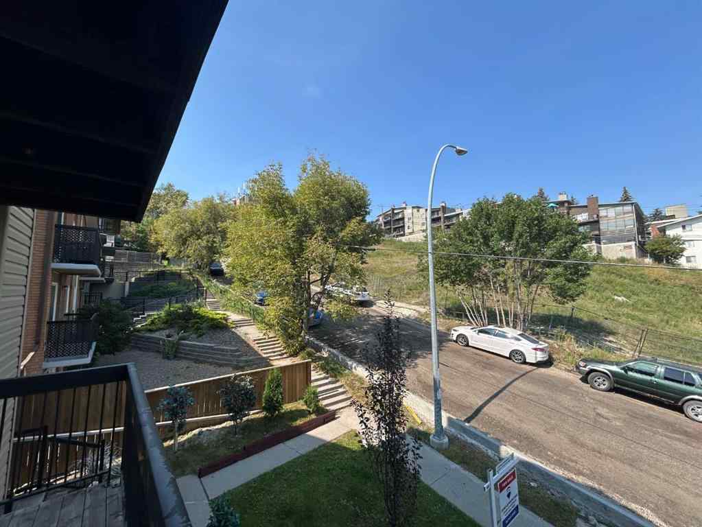 MLS® A2253014 - Unit #301 409 1 Avenue NE in Crescent Heights Calgary, Residential
