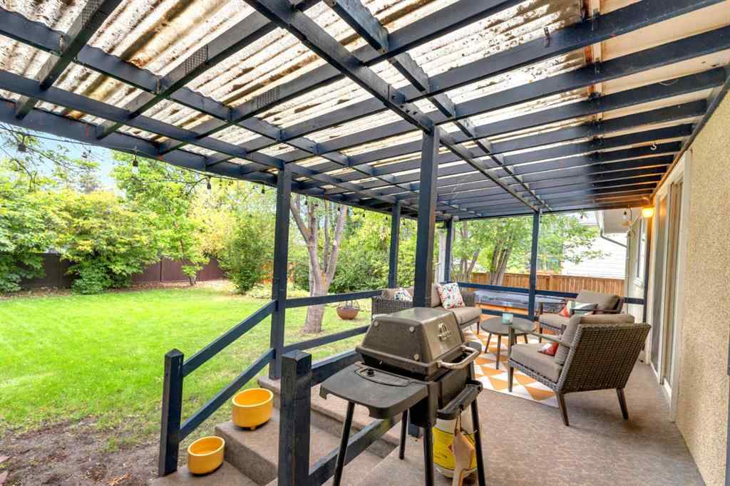 MLS® A2253019 - 3732 43A Avenue  in Mountview Red Deer, Residential