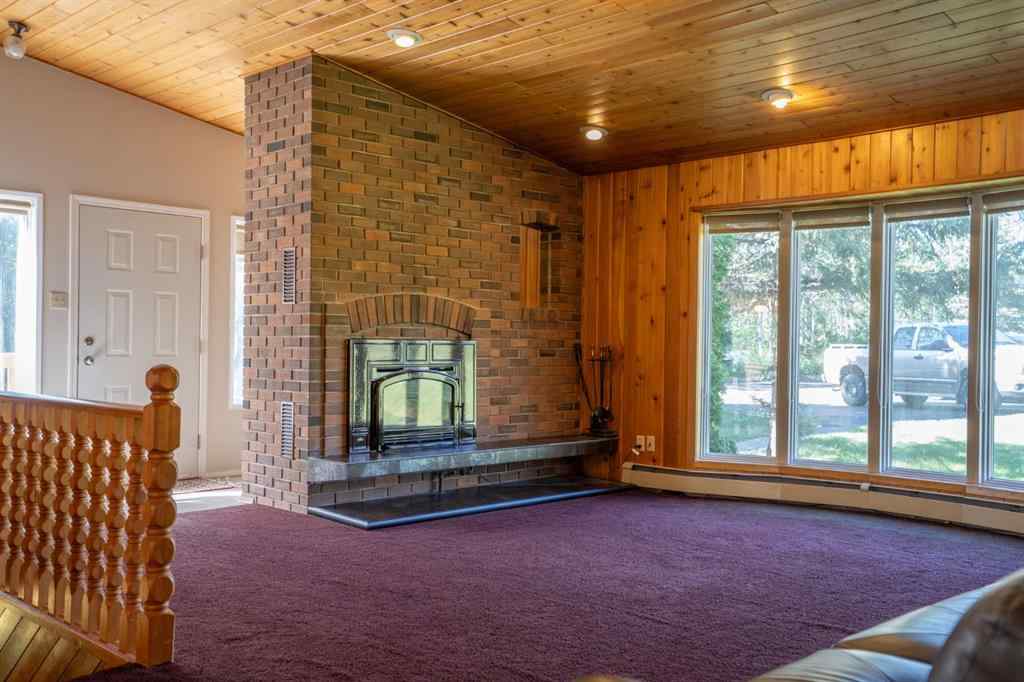 MLS® A2253021 - 41 Centre Street  in Frank Rural Ponoka County, Residential