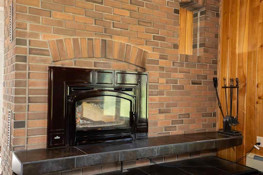 MLS® A2253021 - 41 Centre Street  in Frank Rural Ponoka County, Residential