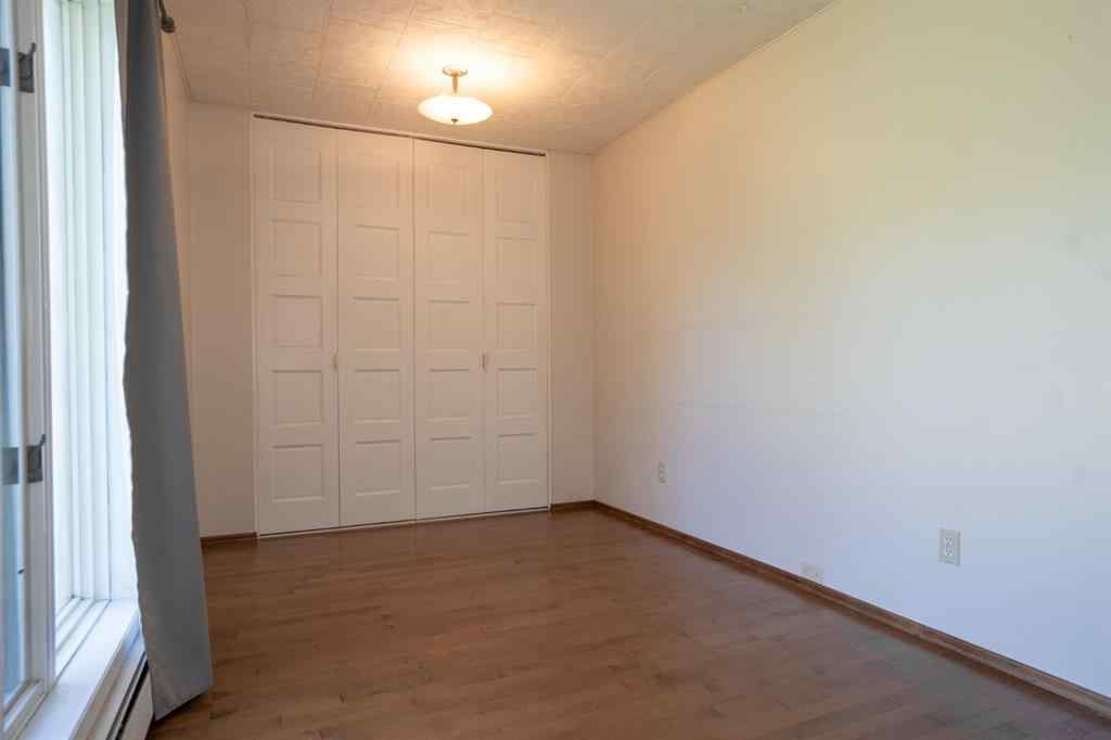 MLS® A2253021 - 41 Centre Street  in Frank Rural Ponoka County, Residential