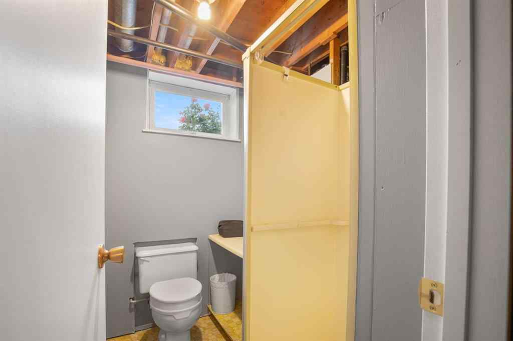 MLS® A2253023 - 4708 57a Street Crescent  in Downtown Lacombe Lacombe, Residential