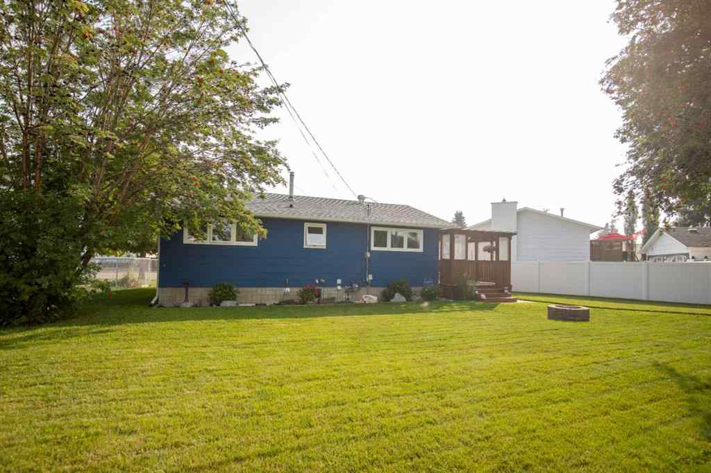 MLS® A2253023 - 4708 57a Street Crescent  in Downtown Lacombe Lacombe, Residential