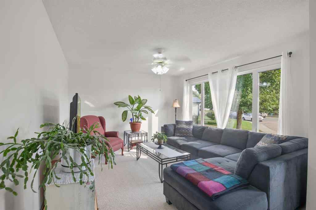 MLS® A2253023 - 4708 57a Street Crescent  in Downtown Lacombe Lacombe, Residential