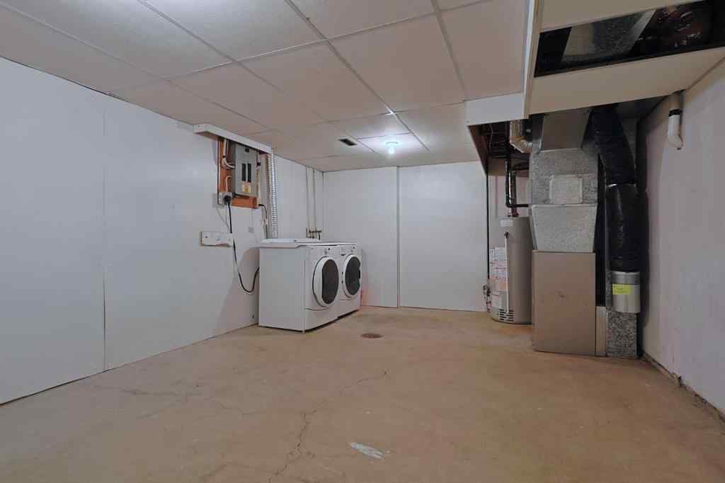 MLS® A2253024 - Unit #34 3302 50 Street NW in Varsity Calgary, Residential