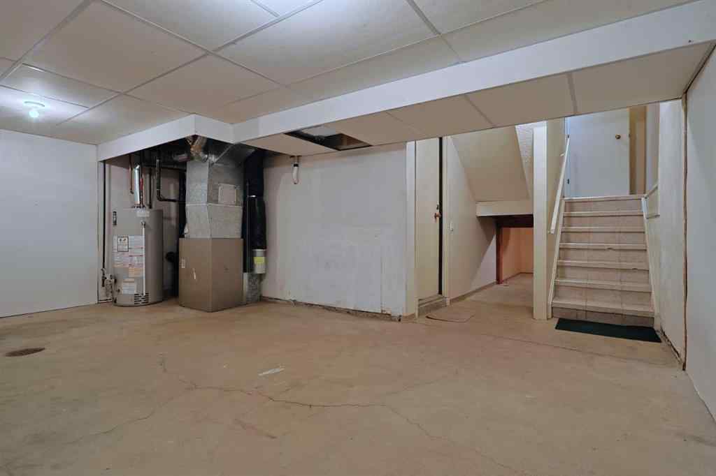 MLS® A2253024 - Unit #34 3302 50 Street NW in Varsity Calgary, Residential