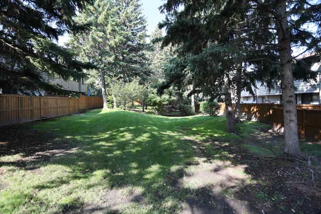 MLS® A2253024 - Unit #34 3302 50 Street NW in Varsity Calgary, Residential