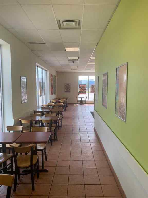 MLS® A2253025 - 805 EAST LAKE Boulevard  in East Lake Industrial Airdrie, Commercial