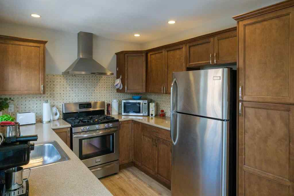 MLS® A2253026 - 27 Prestwick Street SE in McKenzie Towne Calgary, Residential