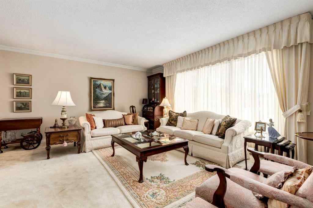 MLS® A2253029 - 923 Middleton Drive NE in Mayland Heights Calgary, Residential