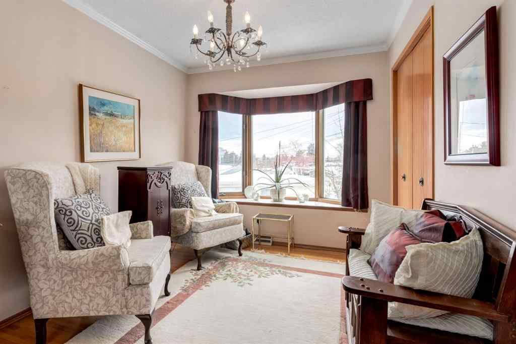 MLS® A2253029 - 923 Middleton Drive NE in Mayland Heights Calgary, Residential