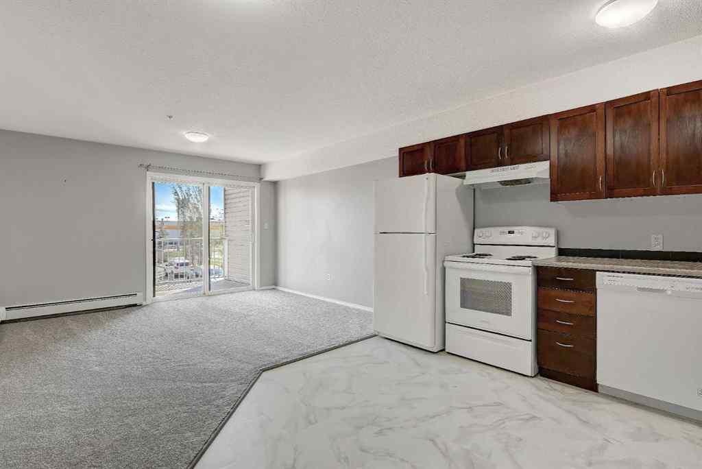 MLS® A2253042 - Unit #203 11230 104 Avenue  in Gateway Grande Prairie, Residential