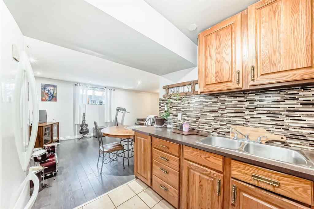 MLS® A2253044 - 5107 Rundleview Road NE in Rundle Calgary, Residential