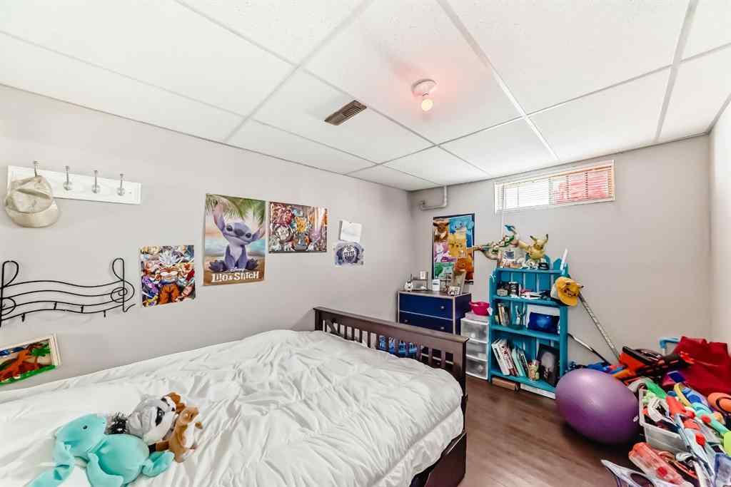 MLS® A2253044 - 5107 Rundleview Road NE in Rundle Calgary, Residential