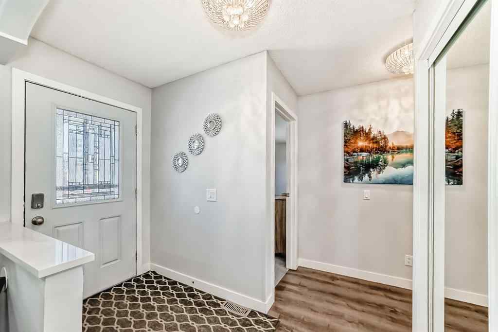 MLS® A2253044 - 5107 Rundleview Road NE in Rundle Calgary, Residential