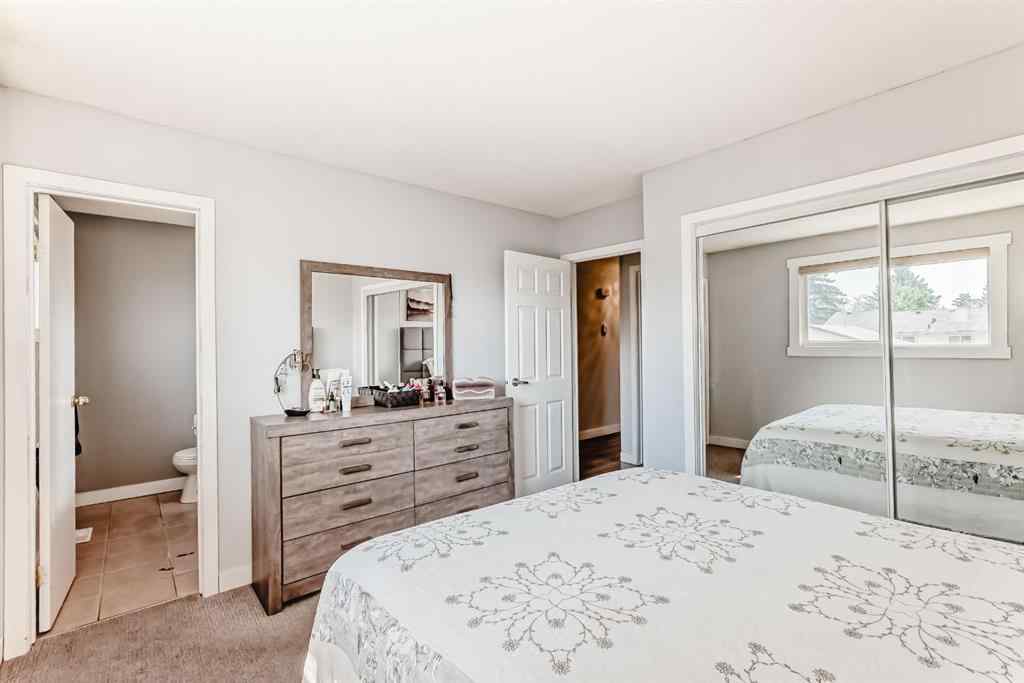 MLS® A2253044 - 5107 Rundleview Road NE in Rundle Calgary, Residential