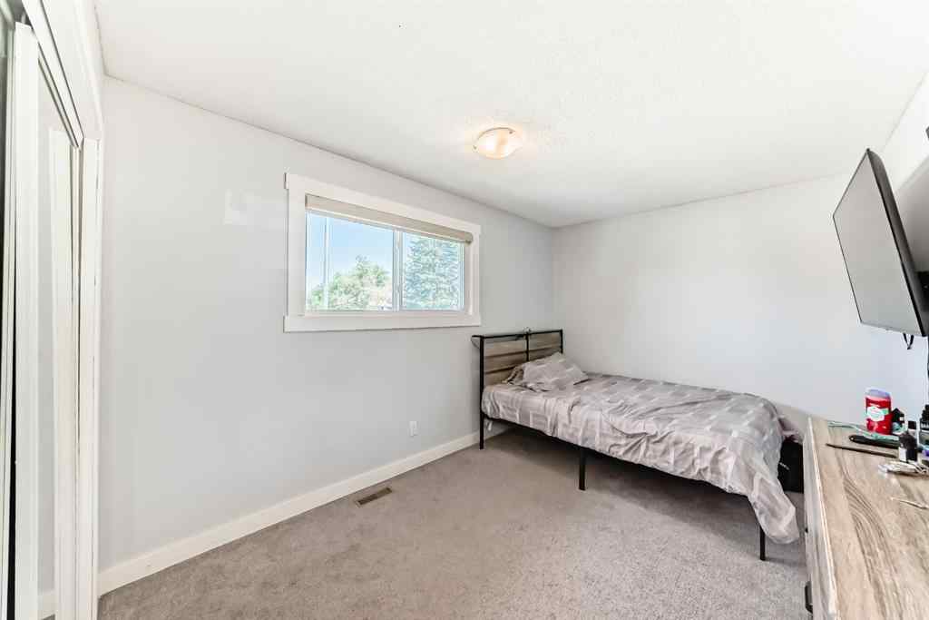 MLS® A2253044 - 5107 Rundleview Road NE in Rundle Calgary, Residential