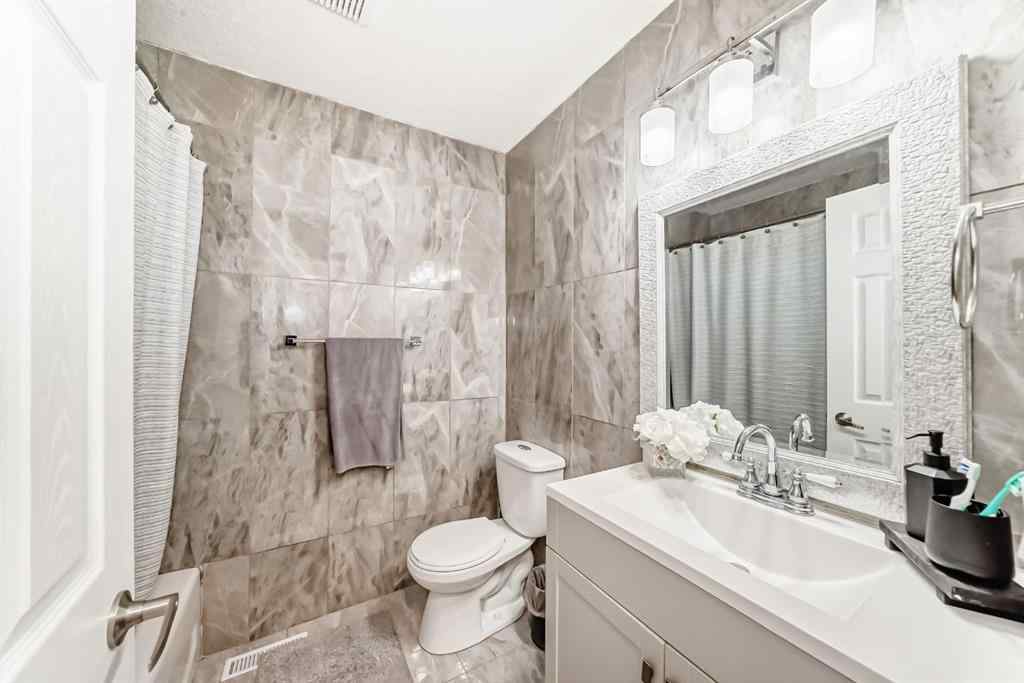 MLS® A2253044 - 5107 Rundleview Road NE in Rundle Calgary, Residential