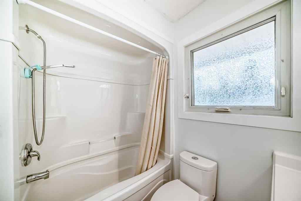MLS® A2253045 - 523 Cantrell Drive SW in Canyon Meadows Calgary, Residential