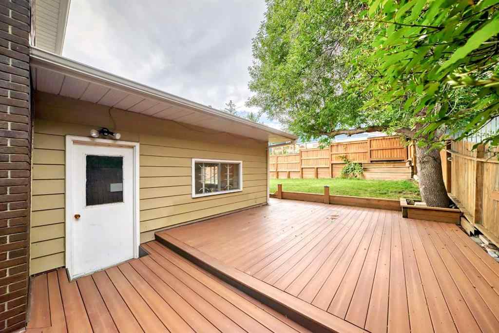 MLS® A2253045 - 523 Cantrell Drive SW in Canyon Meadows Calgary, Residential